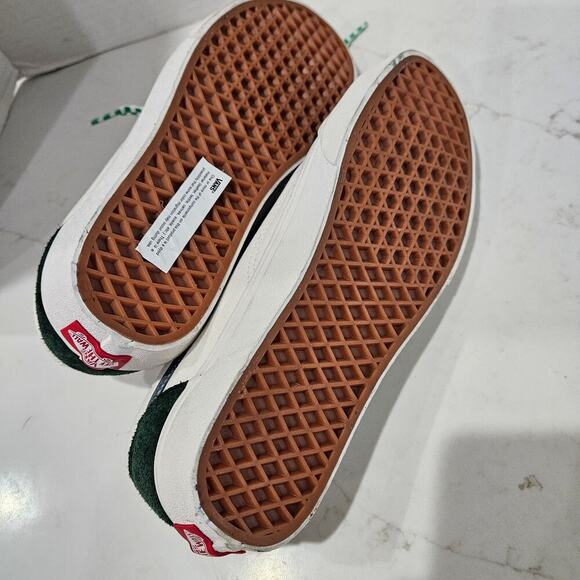 NWT Old School Vans Size 8 Men's, Size 9.5 Women's - Picture 8 of 9